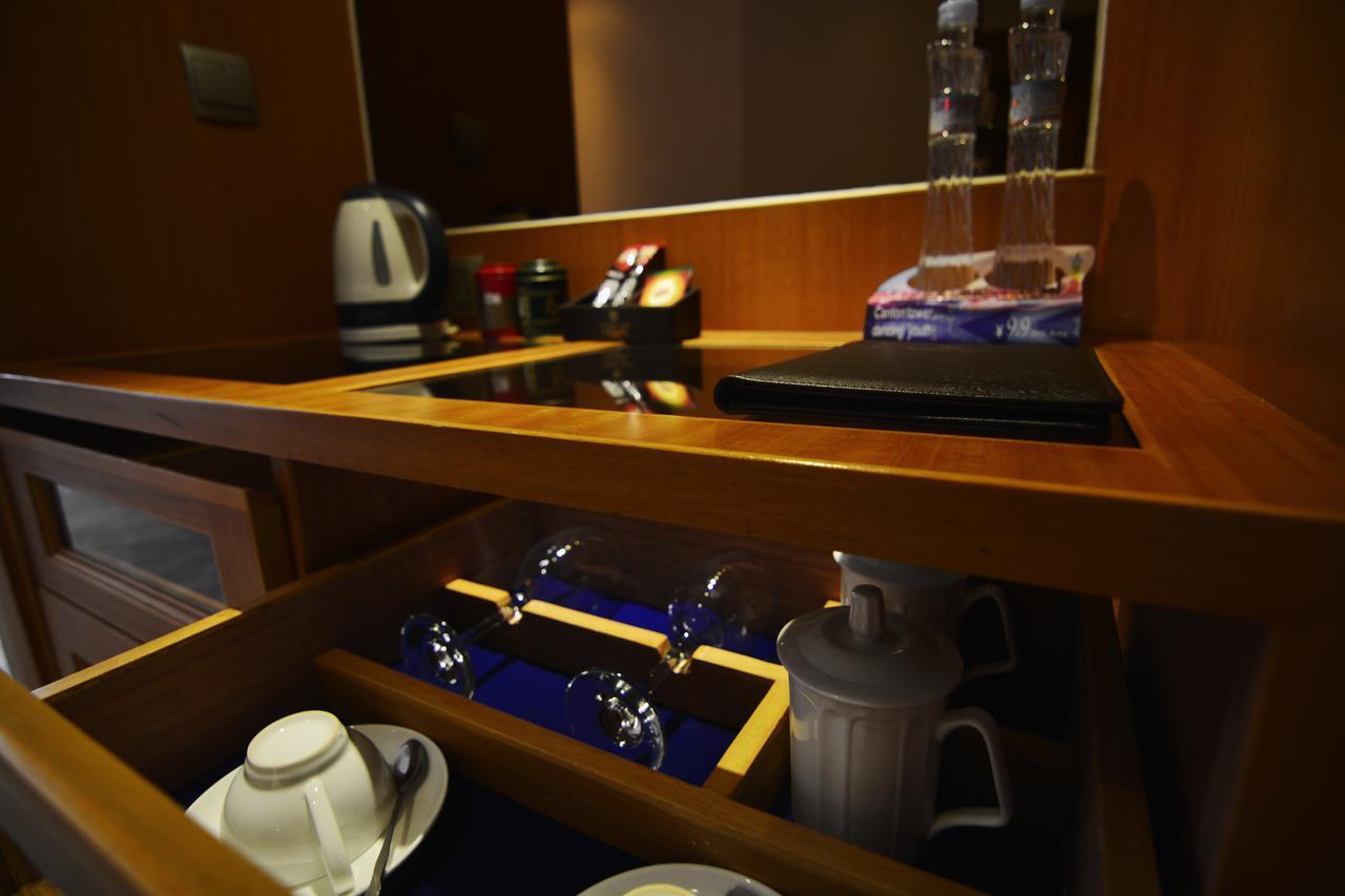 פושאן Nanhai Jiayi International Hotel מראה חיצוני תמונה